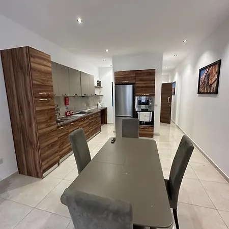 Bright 1 Bedroom In Noah In Appartement