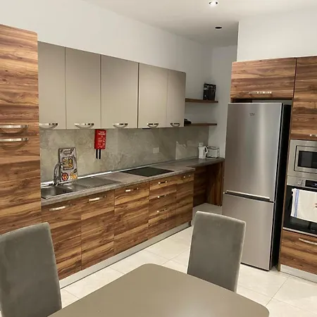 Bright 1 Bedroom In Noah In